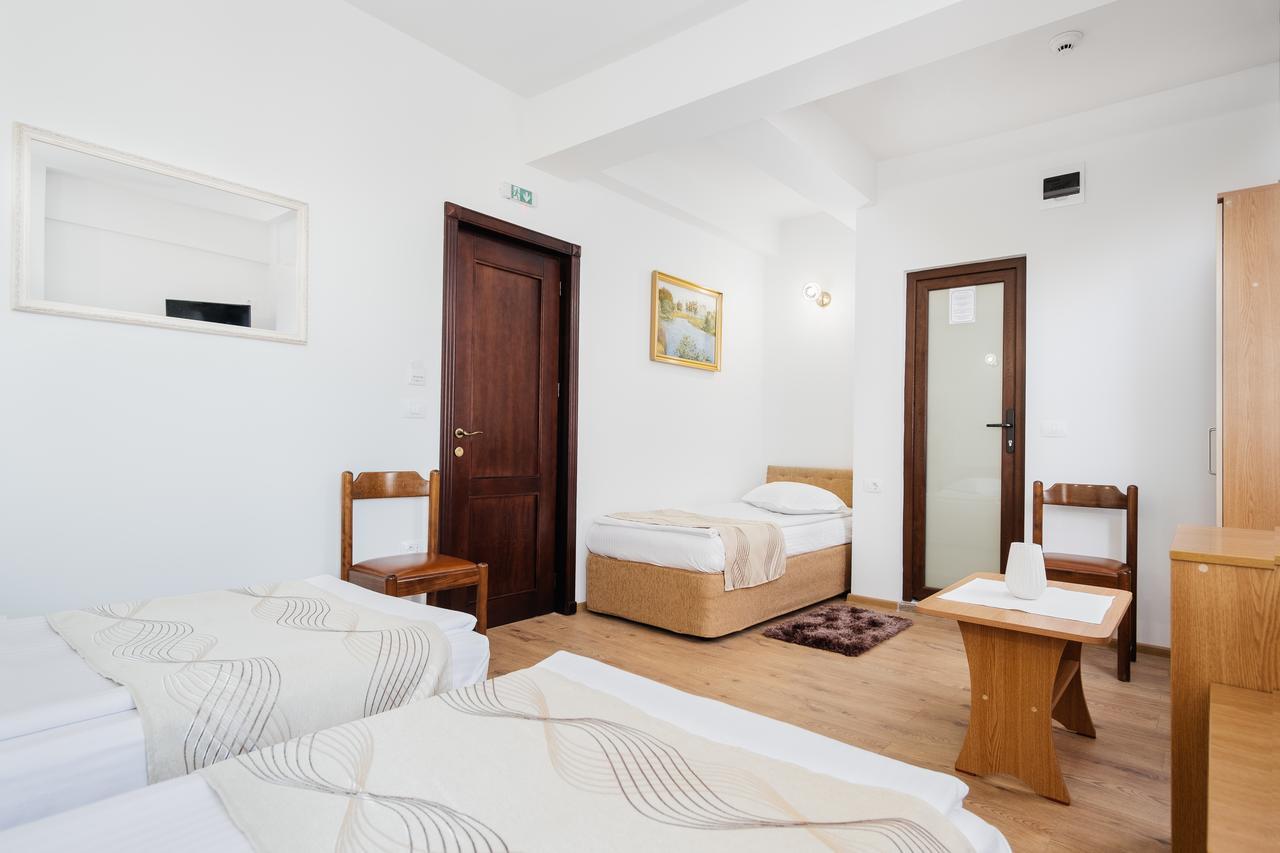 Hotel Turist Fălticeni Εξωτερικό φωτογραφία