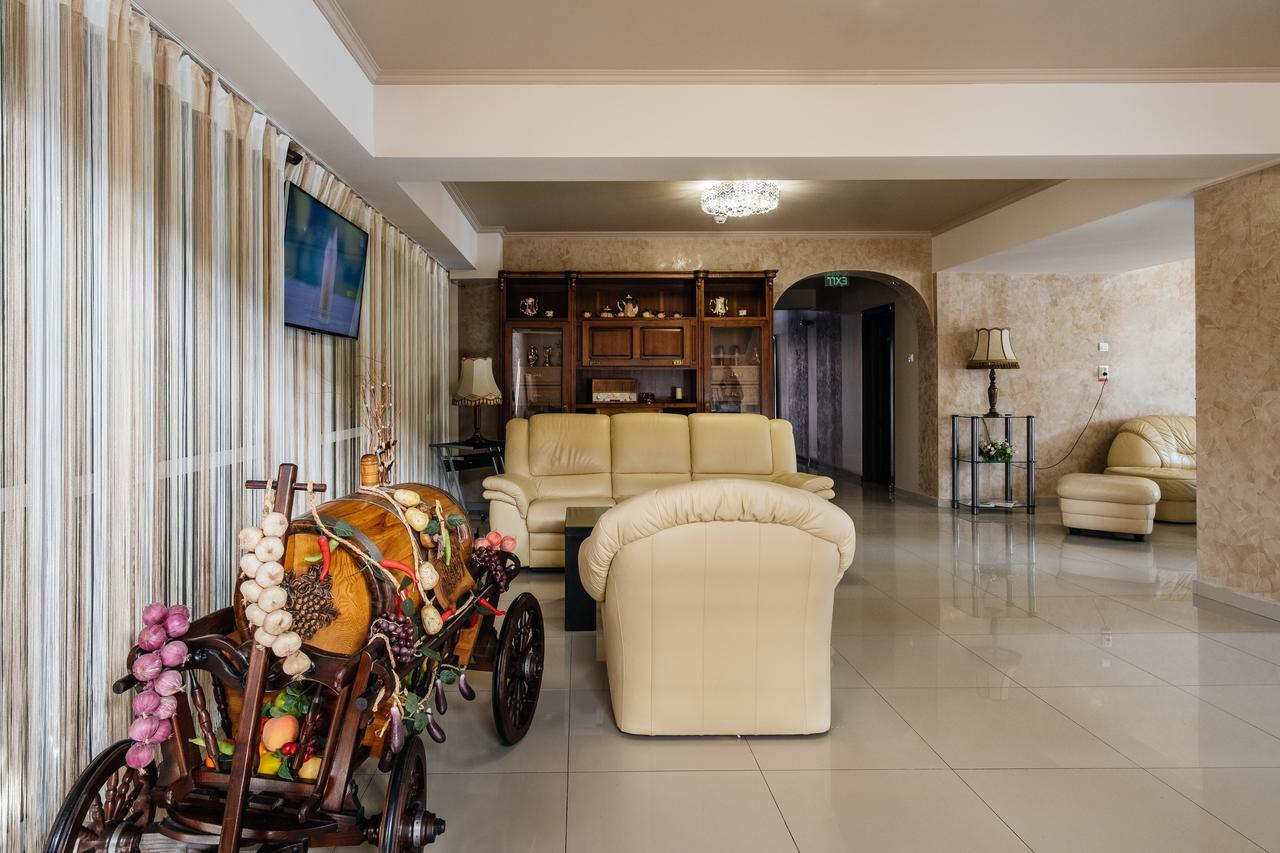 Hotel Turist Fălticeni Εξωτερικό φωτογραφία